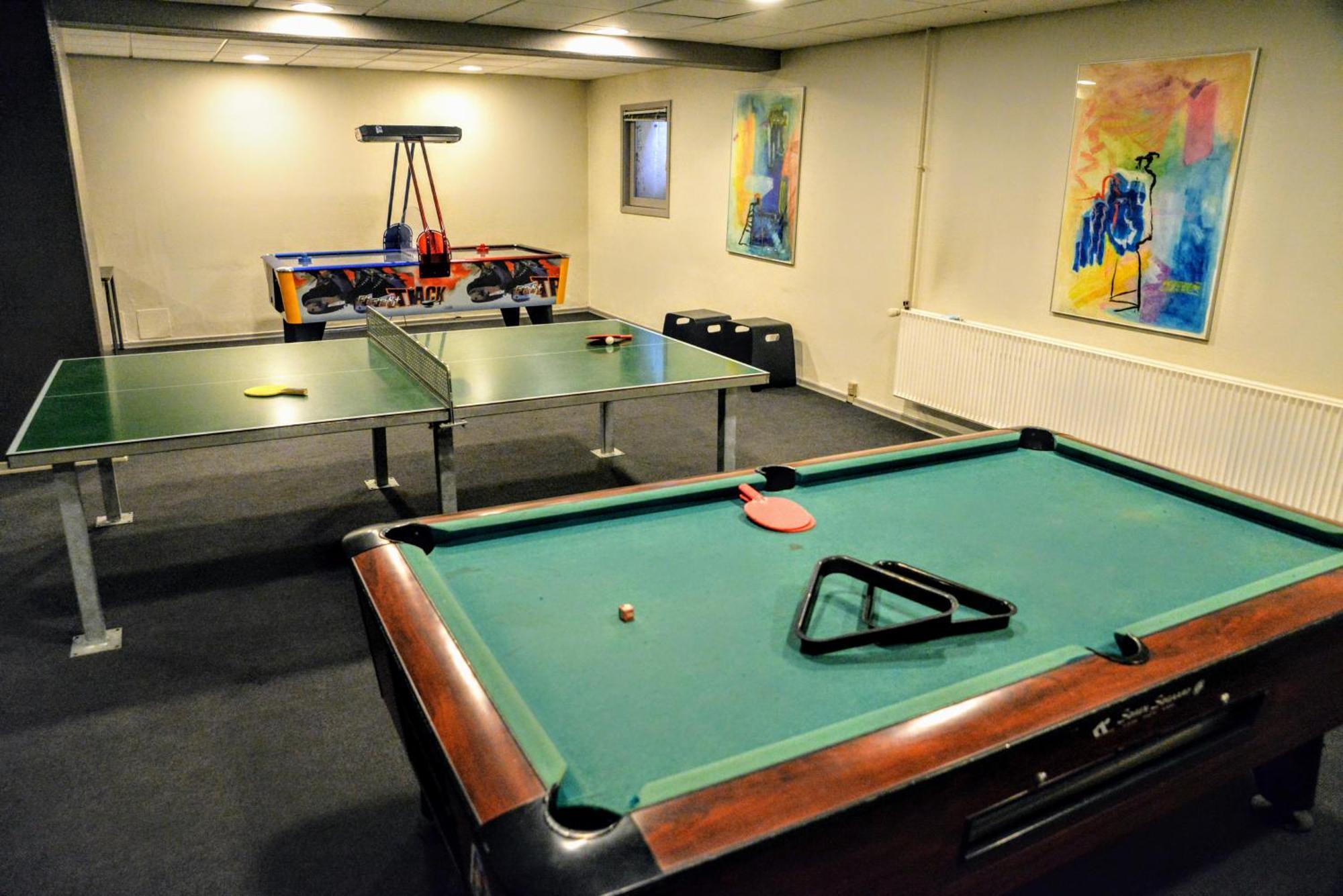 Stoberiet Hostel สเวนด์บอร์ก ภายนอก รูปภาพ Games room